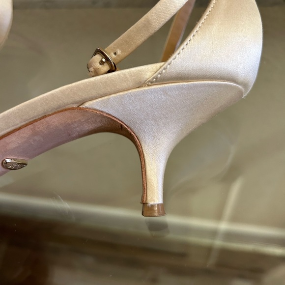 Badgley Mischka Women's Sandal, Size 9 M US, MP4106, Sainte Ivrsat, Brid… - Picture 10 of 10